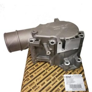 Cuerpo de termostato original Iveco 5802055310 para camiones. Repuesto de alta calidad y compatibili.